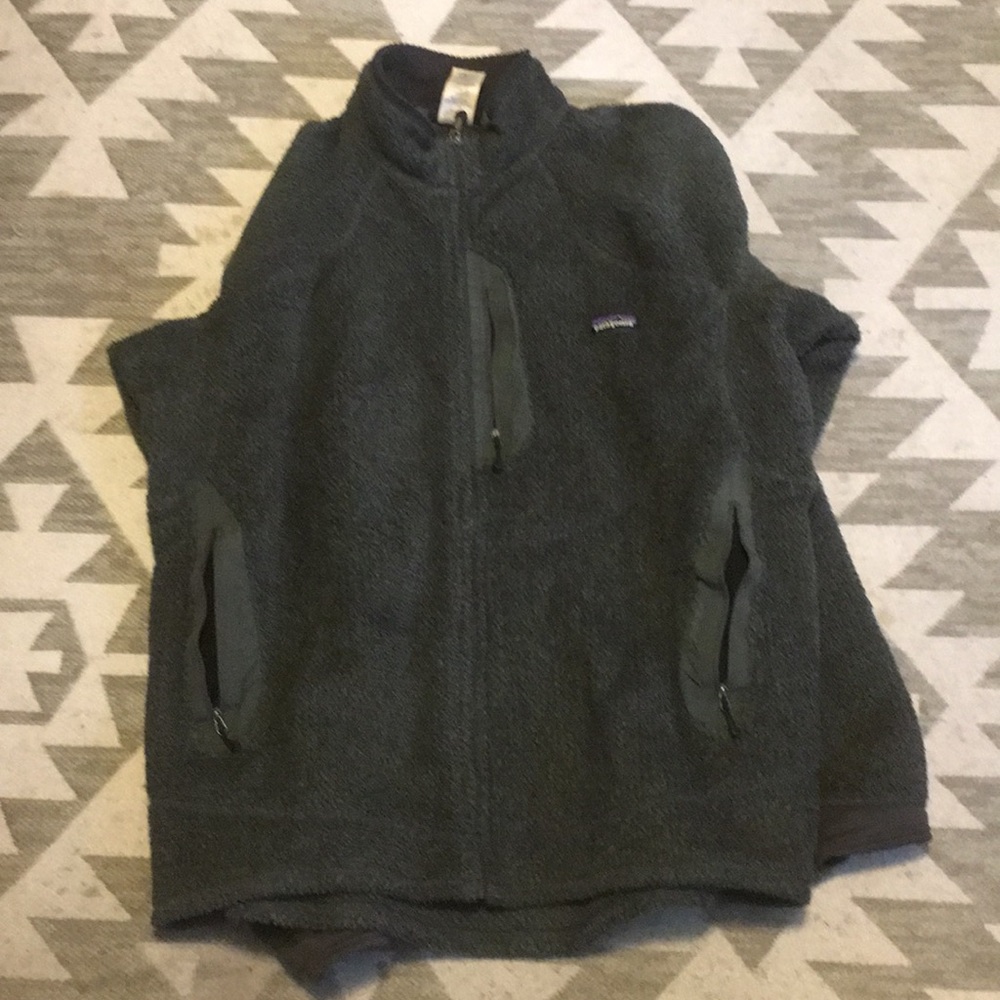 Lightly used Patagonia r series fleece polartec